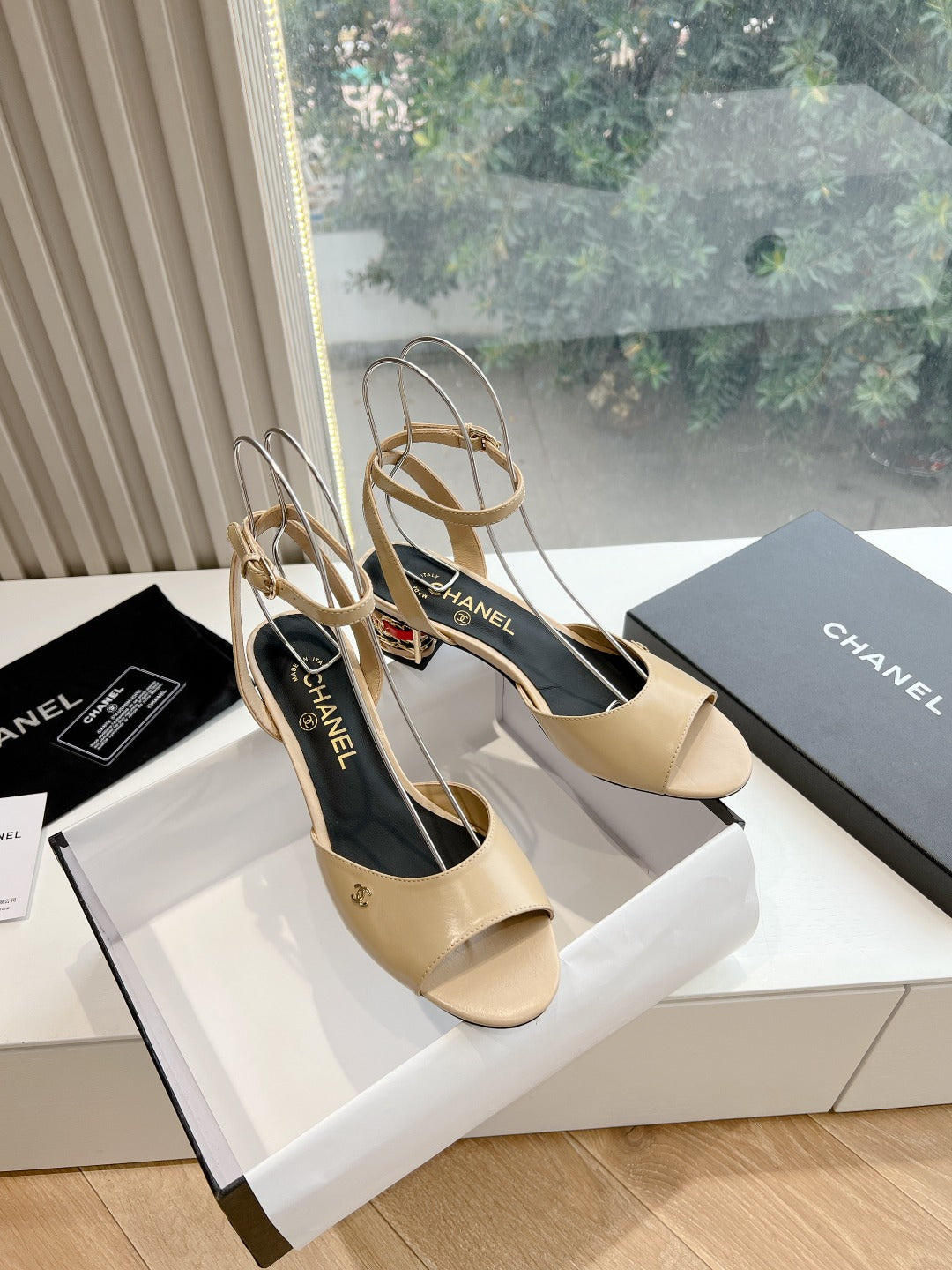 Chane1 top fashion classic low heel sandals 0724030824
