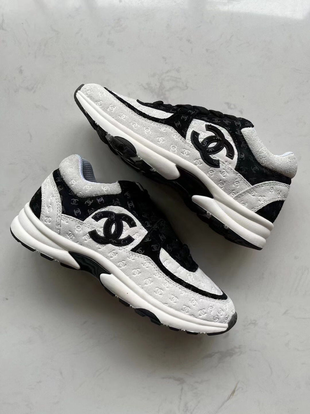 Black And White Panda Embossed Sneakers 0123121301