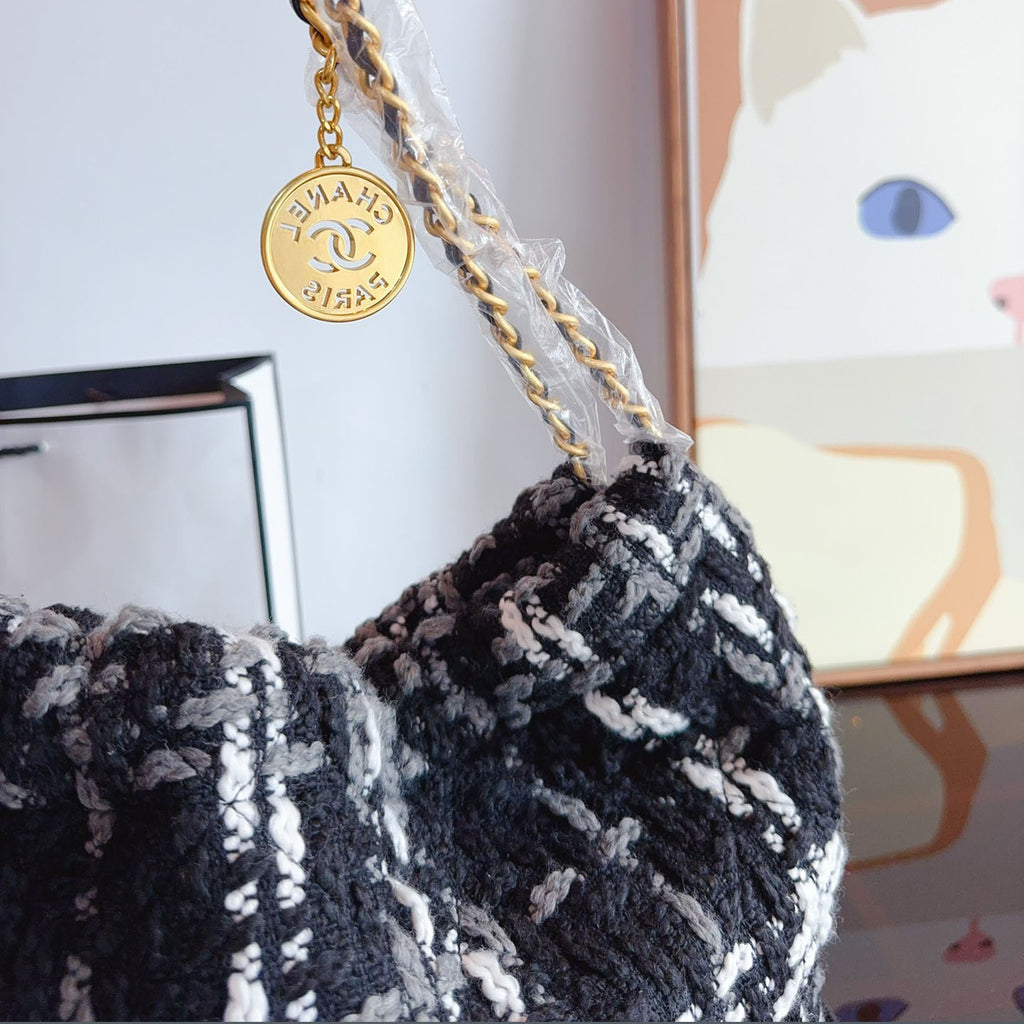 CHL 24 Autumn and Winter Woolen Series New Style Chain Bag XC24092506