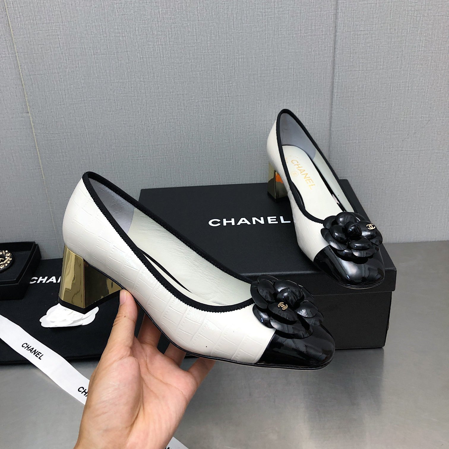 -low-heeled slip-on sandals XC07062911
