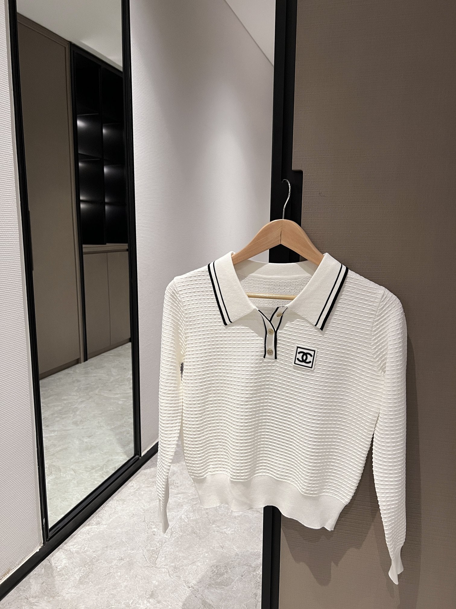 Stand collar knitted long sleeve sweater 0724090303