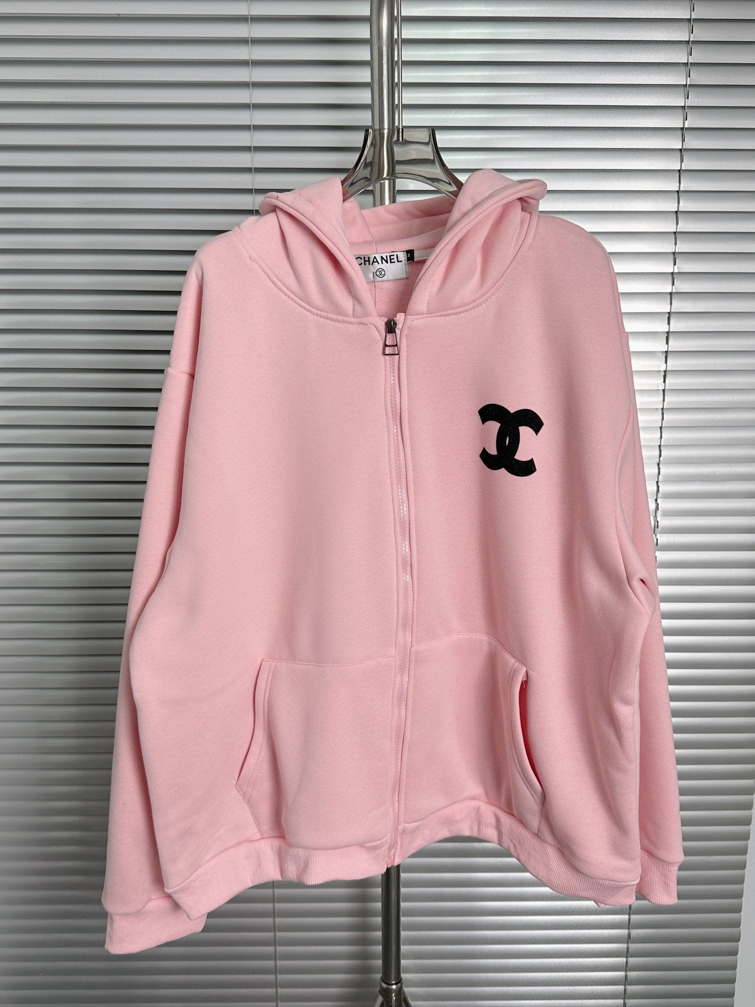 Classic VeLet Large Sweatshirt Jacket 0823120405
