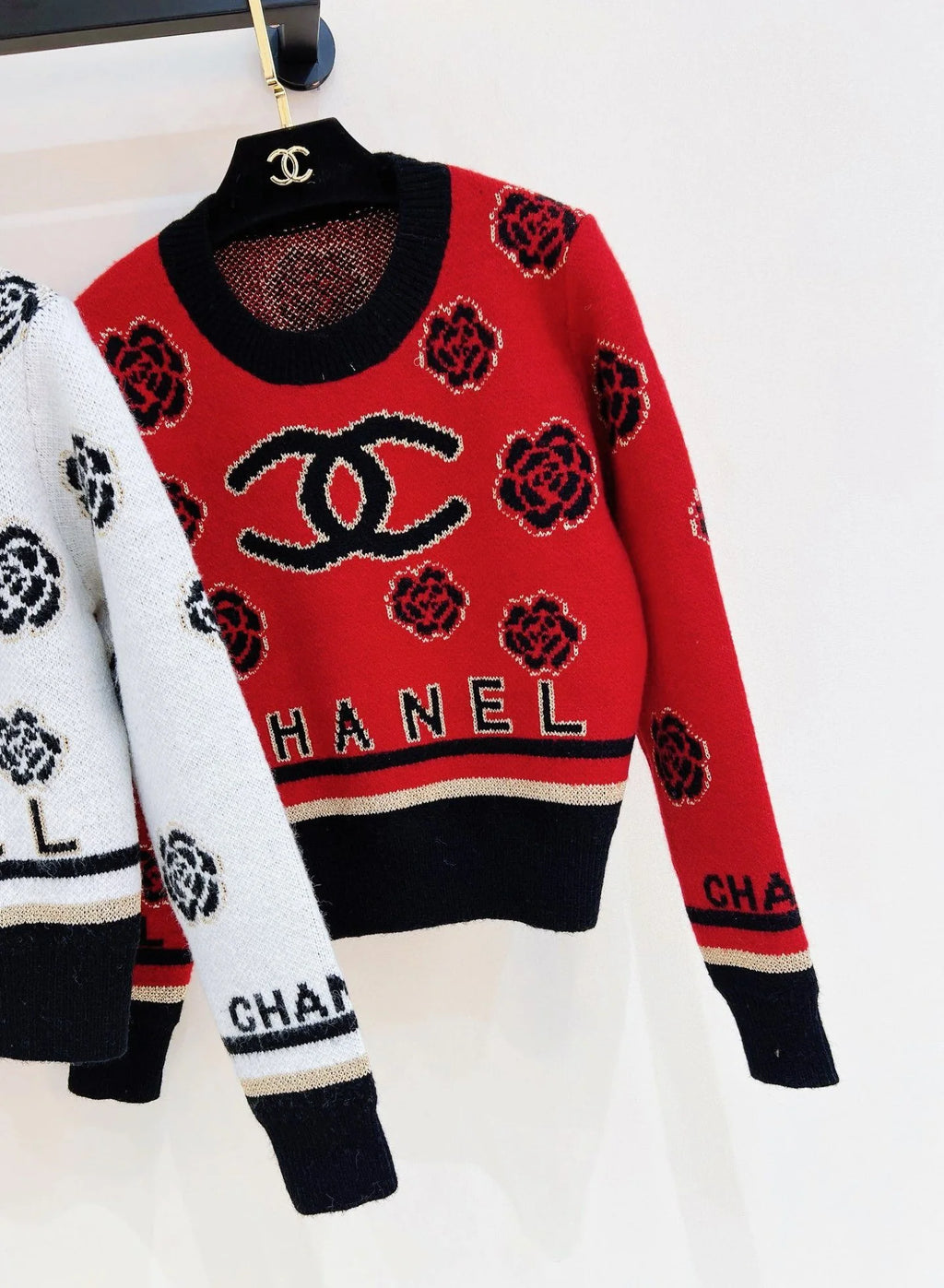 CHA New Camellia Pullover Sweater 0724012305