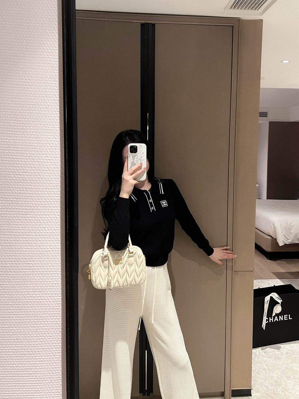 Stand collar knitted long sleeve sweater 0724090303