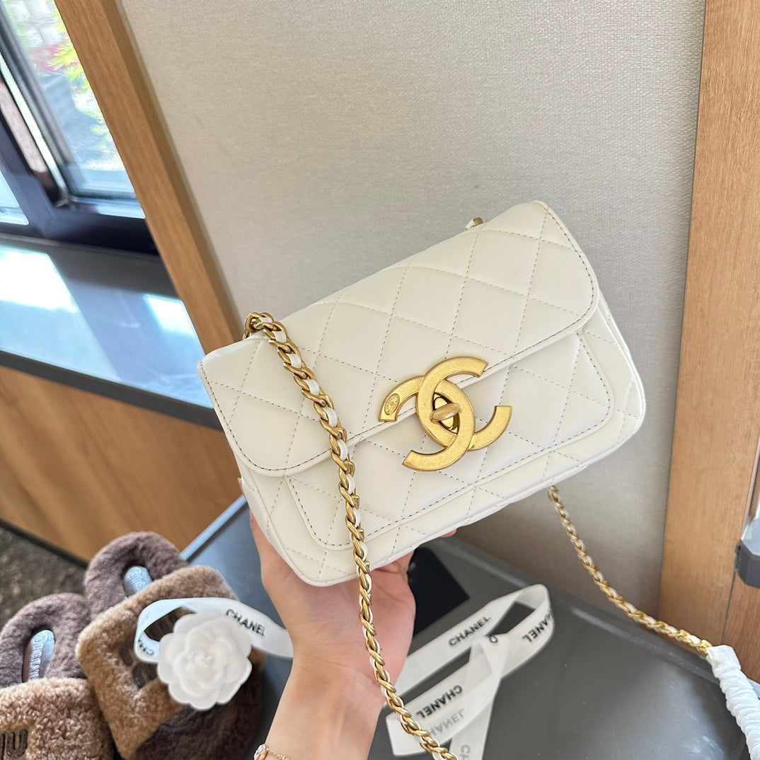 New big logo diamond square fat bag 0724082603
