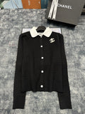 Double C Brooch Decorated with Contrasting Color Lapel Stitching Fake Two-piece Fine Twist Knitted Cardigan 0724012301