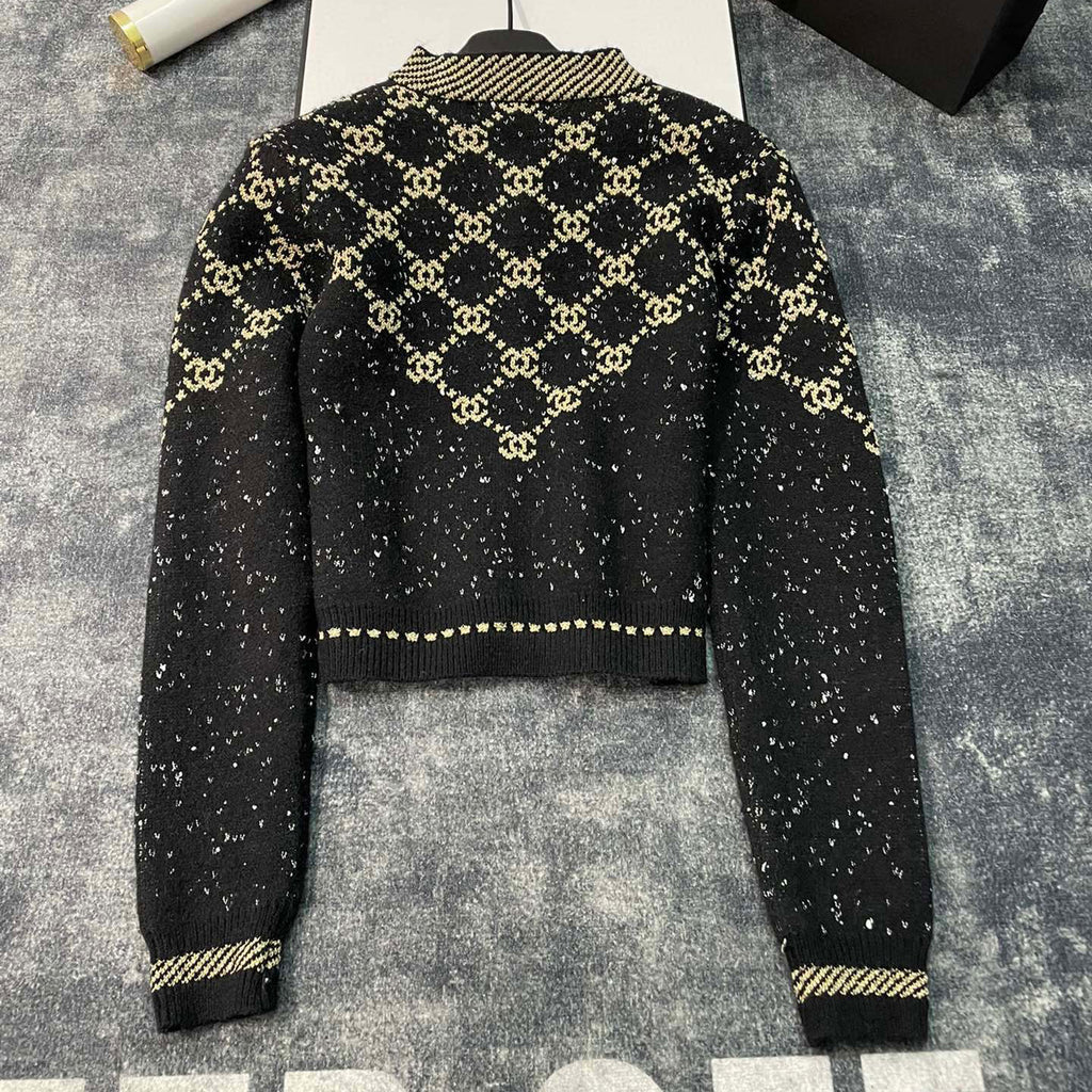 fashion gold thread jacquard custom gold buckle custom yarn gradient round neck long sleeve buttoned knitted sweater cardigan jacket XC0723112005
