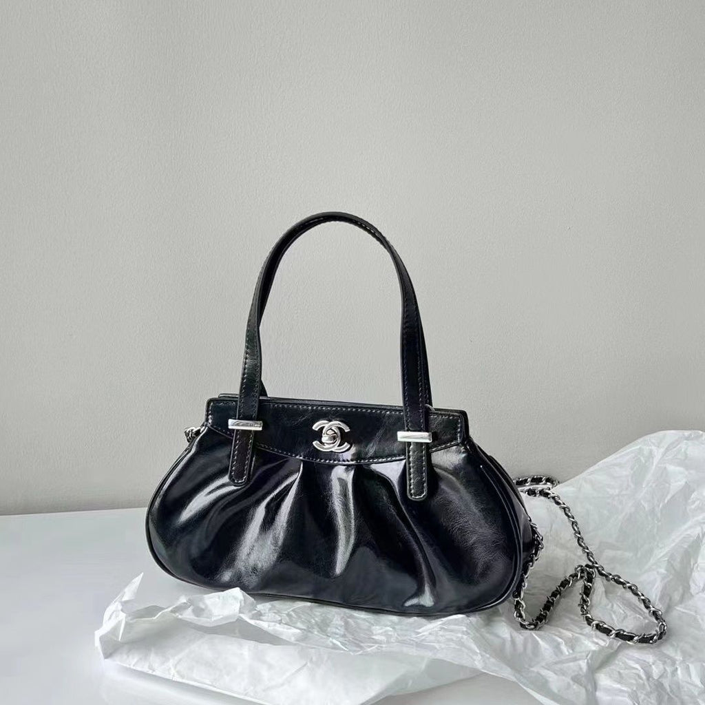 Fashion new commuter pleated cloud bag PD1023080122