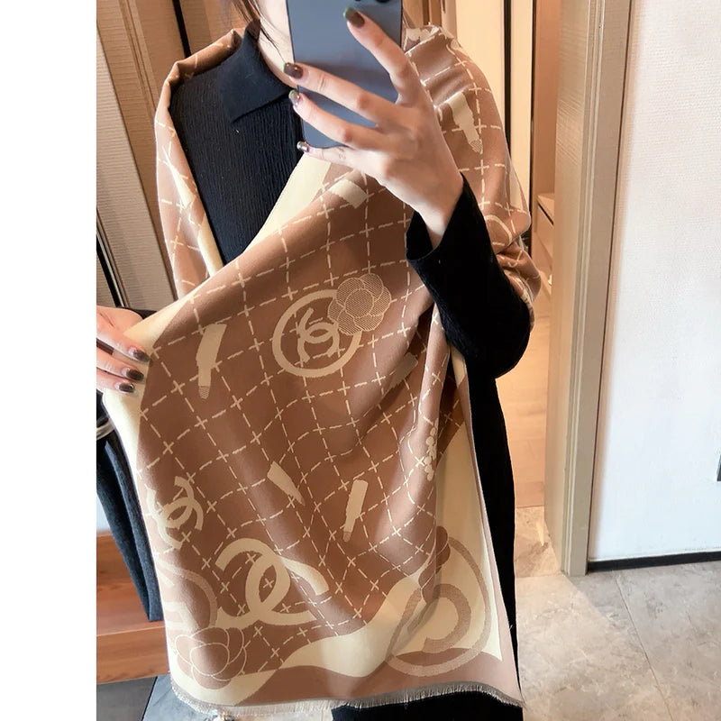 Fashion and versatile cashmere scarf 1024093004