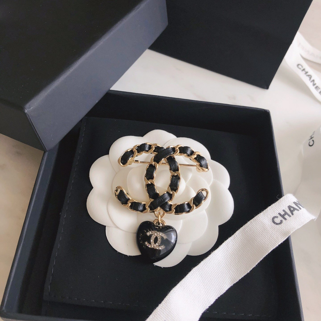 Love Pendant Brooch