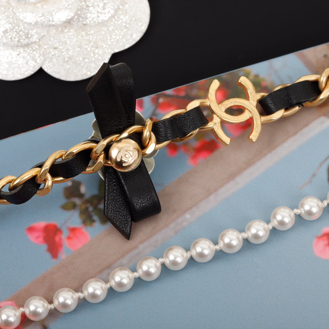 Camellia necklace