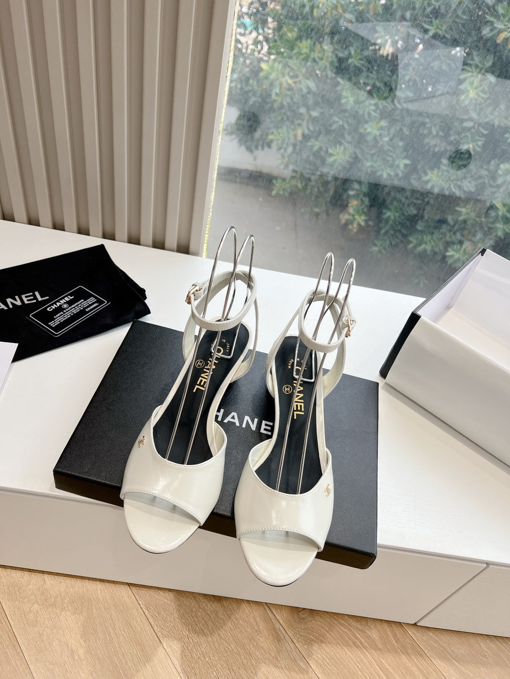 Chane1 top fashion classic low heel sandals 0724030824