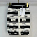 Classic Black and White Contrast Knit Dress MM10041350