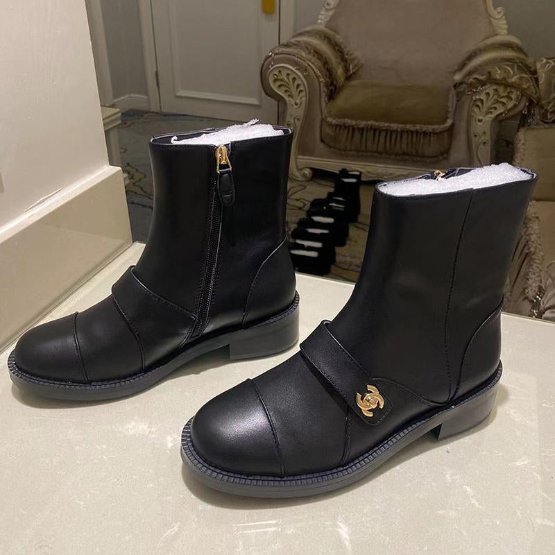 Fashion classic versatile women's boots 1023120418