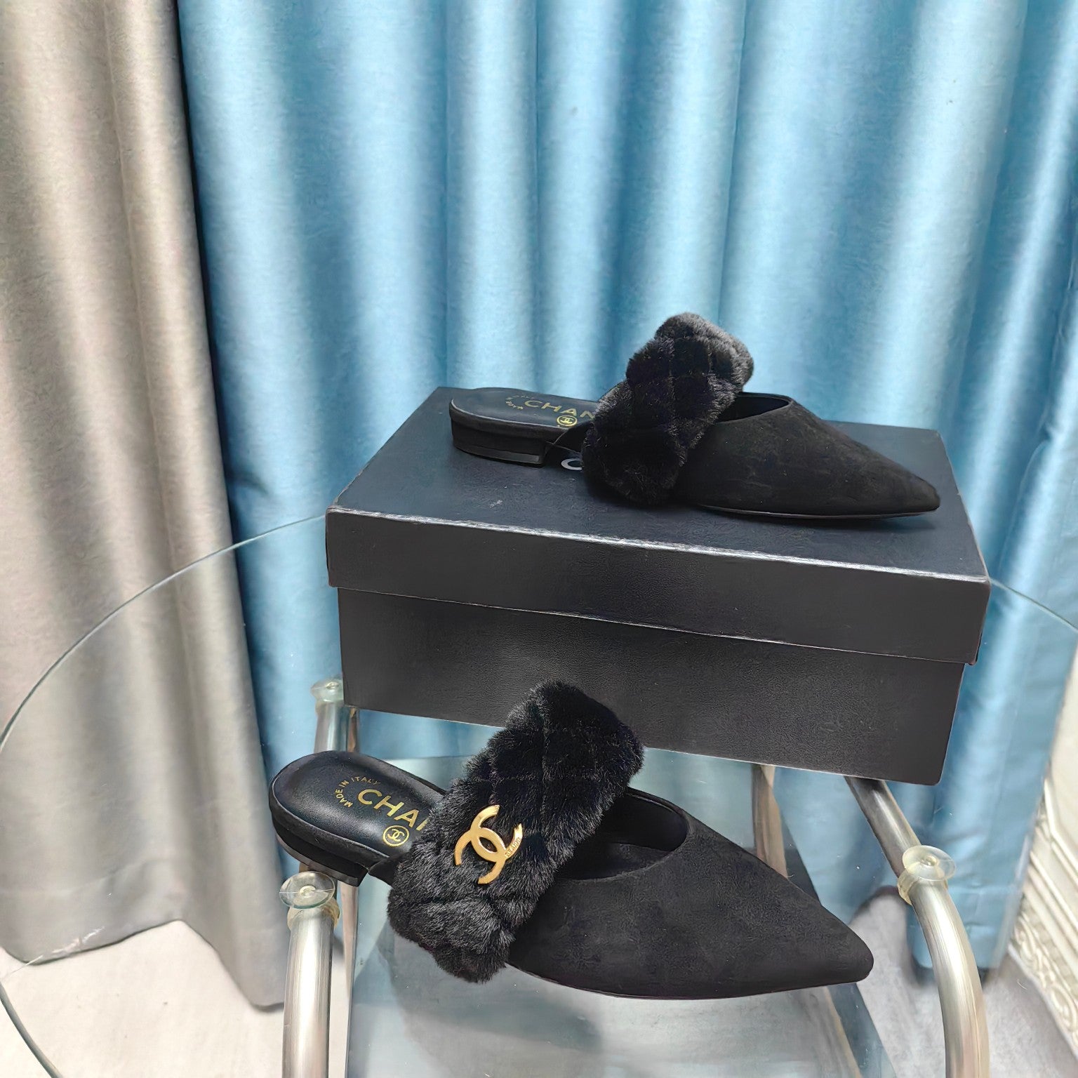 Fashion Pointed Toe Plush Slippers 0725021002