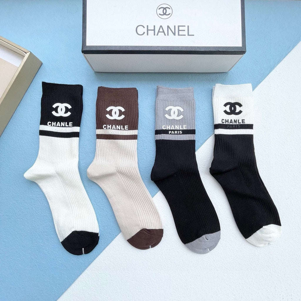 Fashionable and versatile mid-calf socks 0724050907