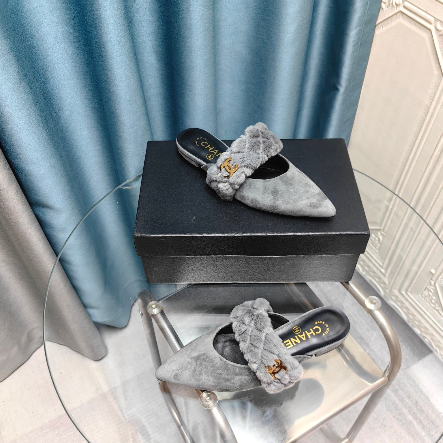Fashion Pointed Toe Plush Slippers 0725021002