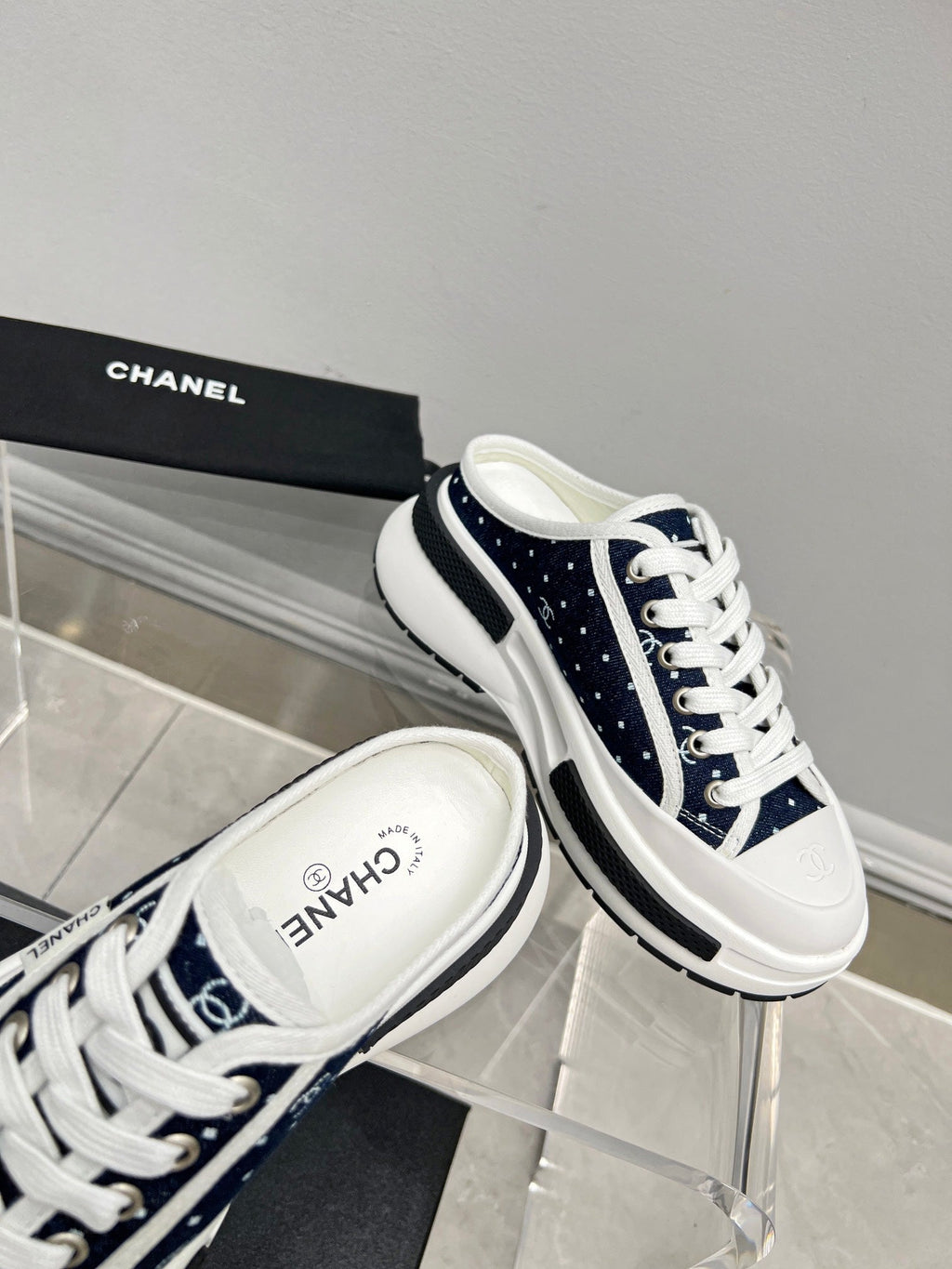 Glow in the dark starry canvas shoes XC0823082402