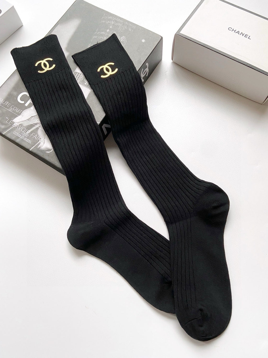 Classic double C letter logo pure cotton stockings calf socks 0724050906