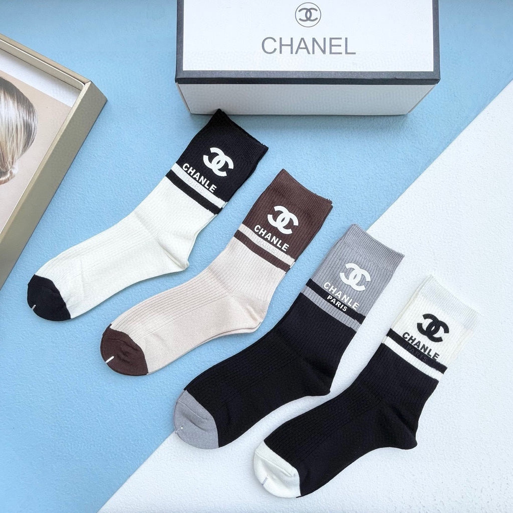Fashionable and versatile mid-calf socks 0724050907
