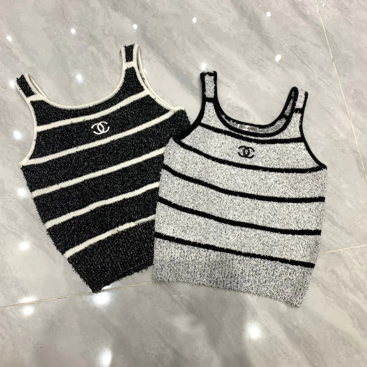 Spring And Summer New Contrast Striped Embroidered Camisole 1024022907