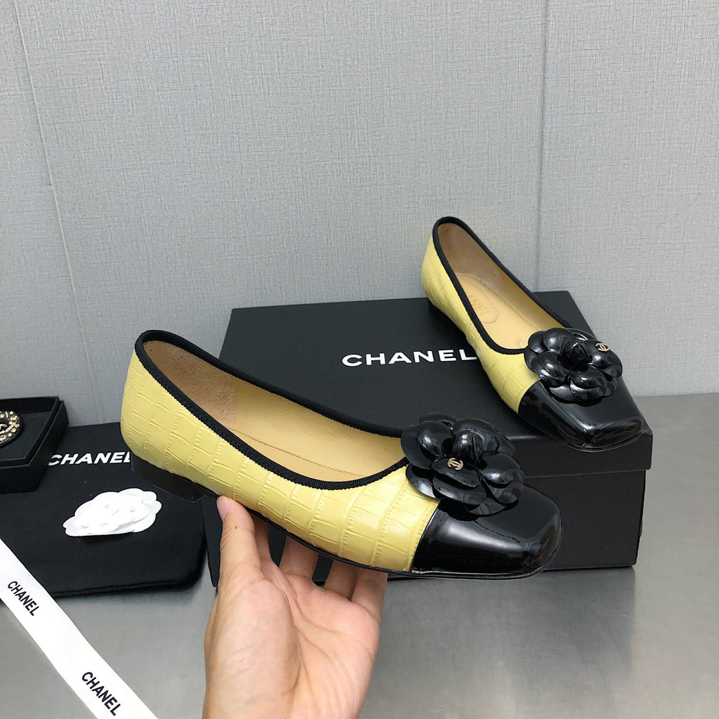 -flat slip-on sandals XC07062910