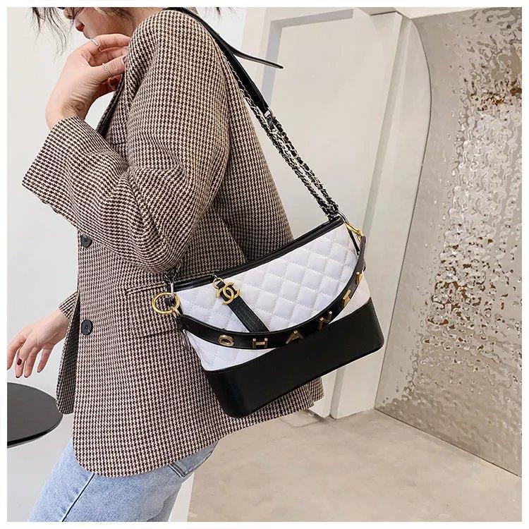 Fashion versatile shoulder bag PD10042614