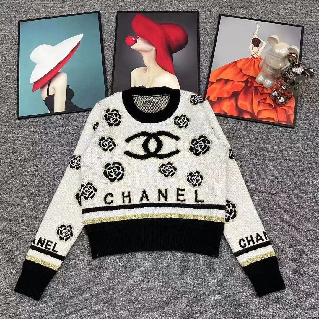 CHA New Camellia Pullover Sweater 0724012305