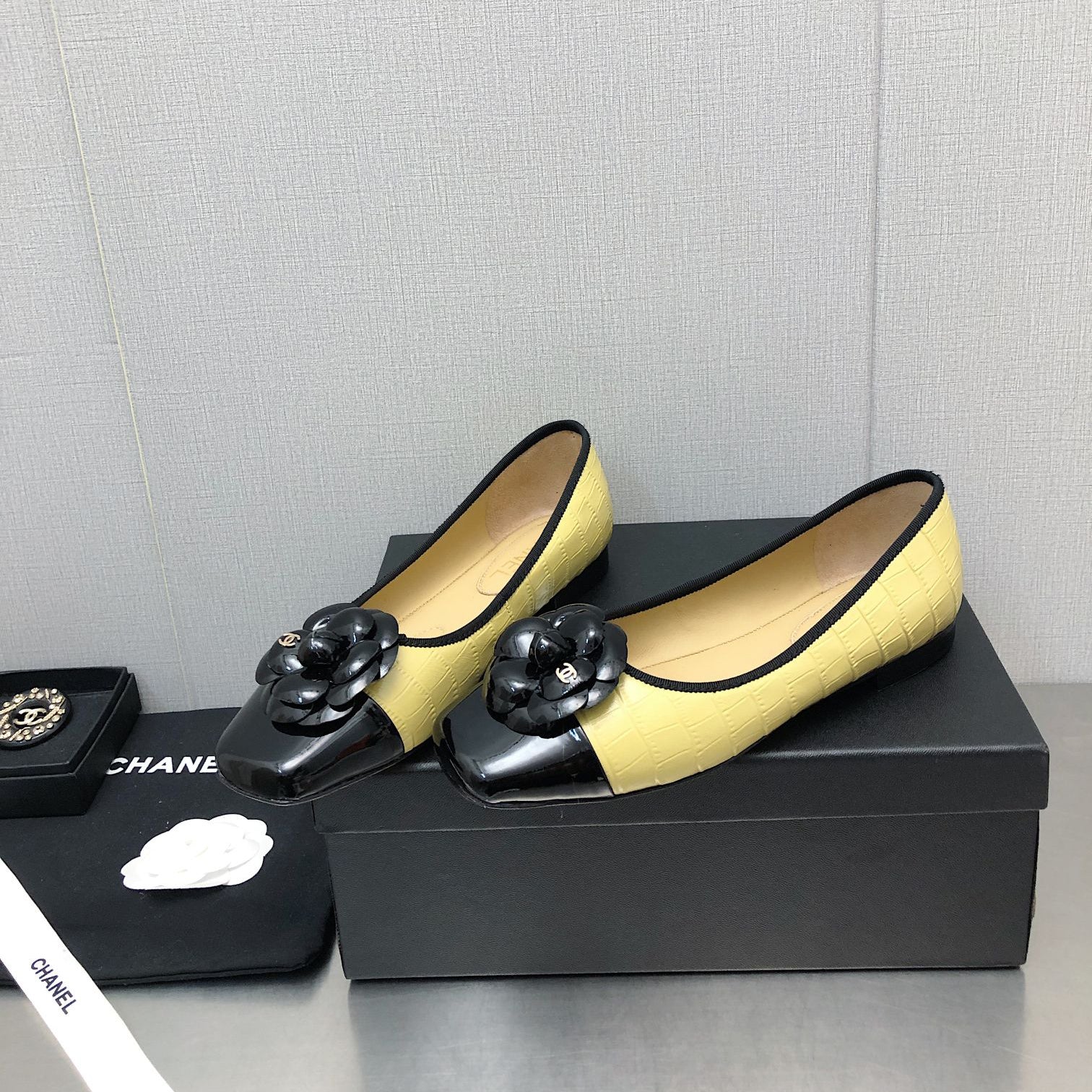 -flat slip-on sandals XC07062910