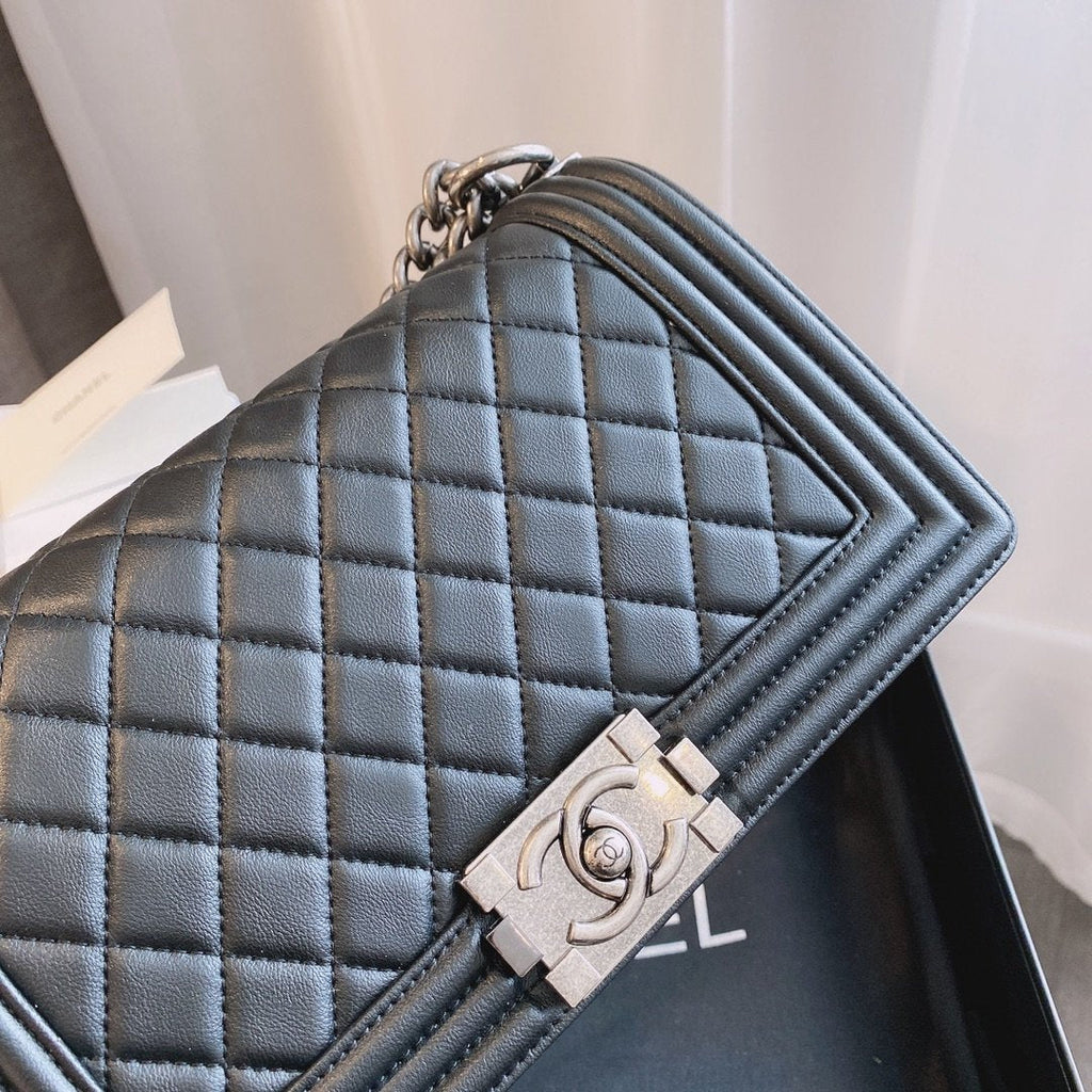 Classic Edition Bags WB01042701