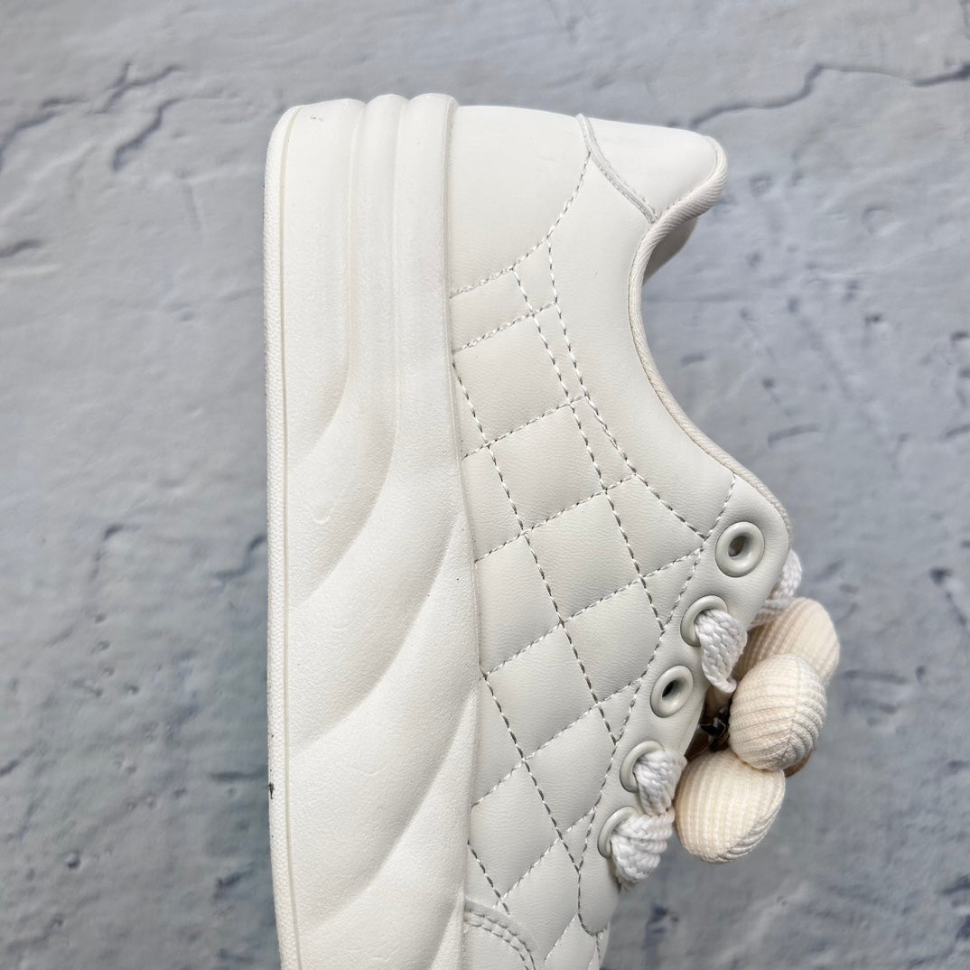 Chane1 Fashion Flower Rubber Sole Sneakers 0724031201