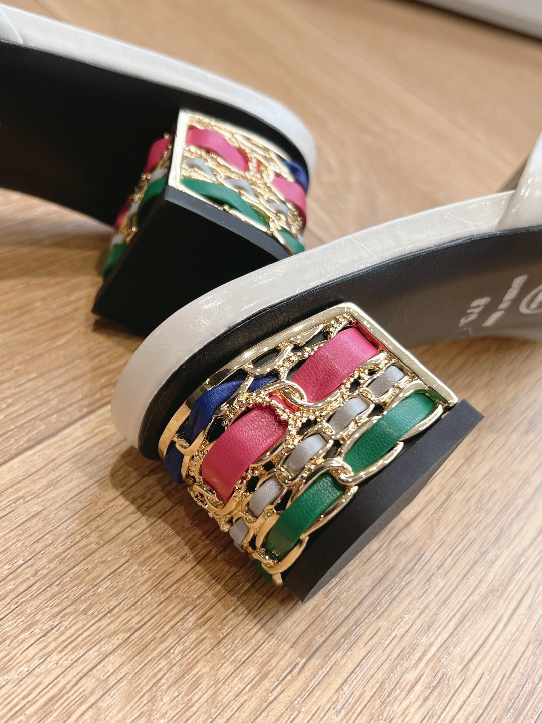 Chane1 top fashion classic short heel slippers 0724030822
