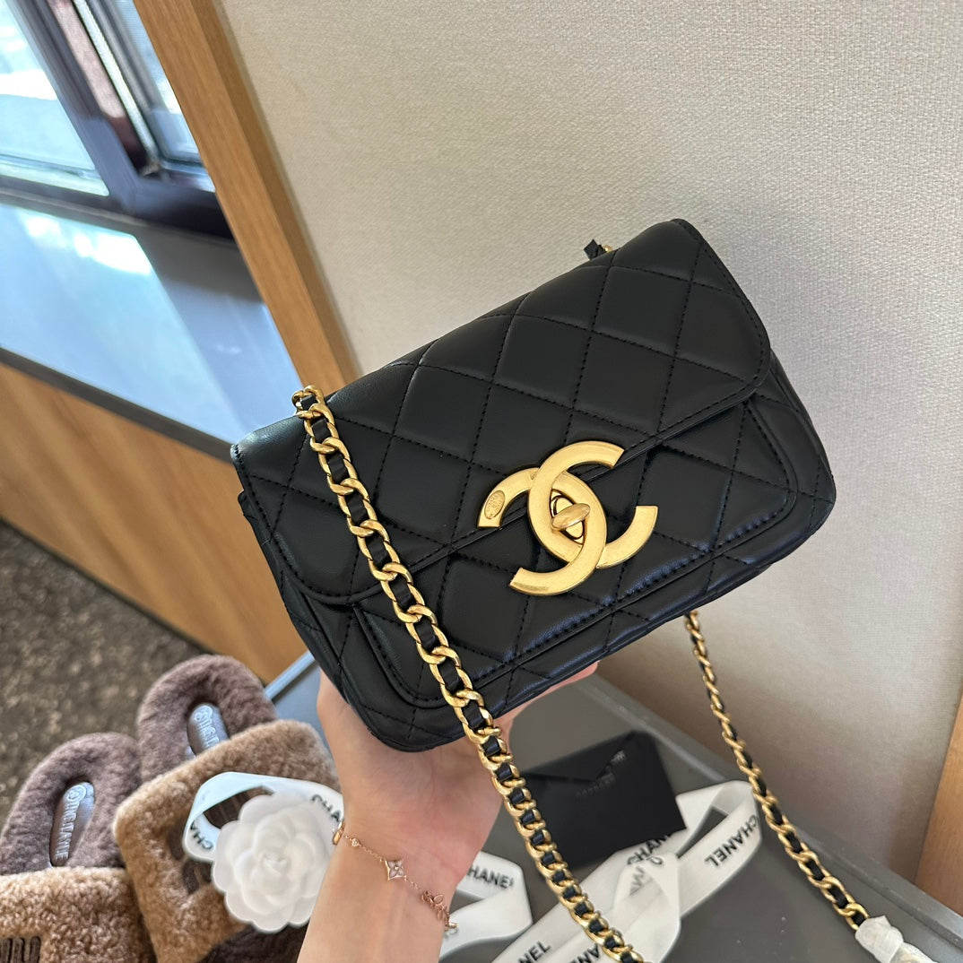 New big logo diamond square fat bag 0724082603