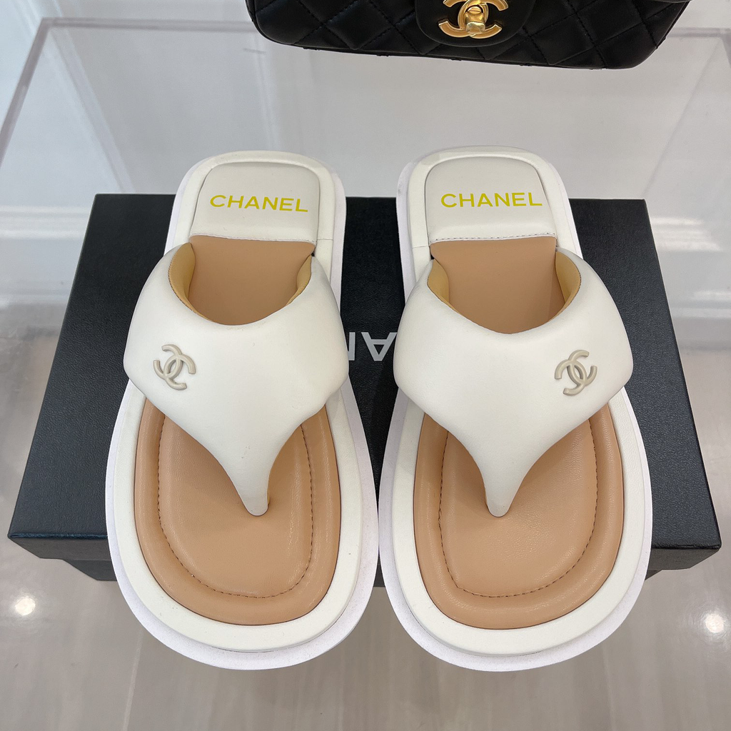 4 color C new flip flops XC07051204