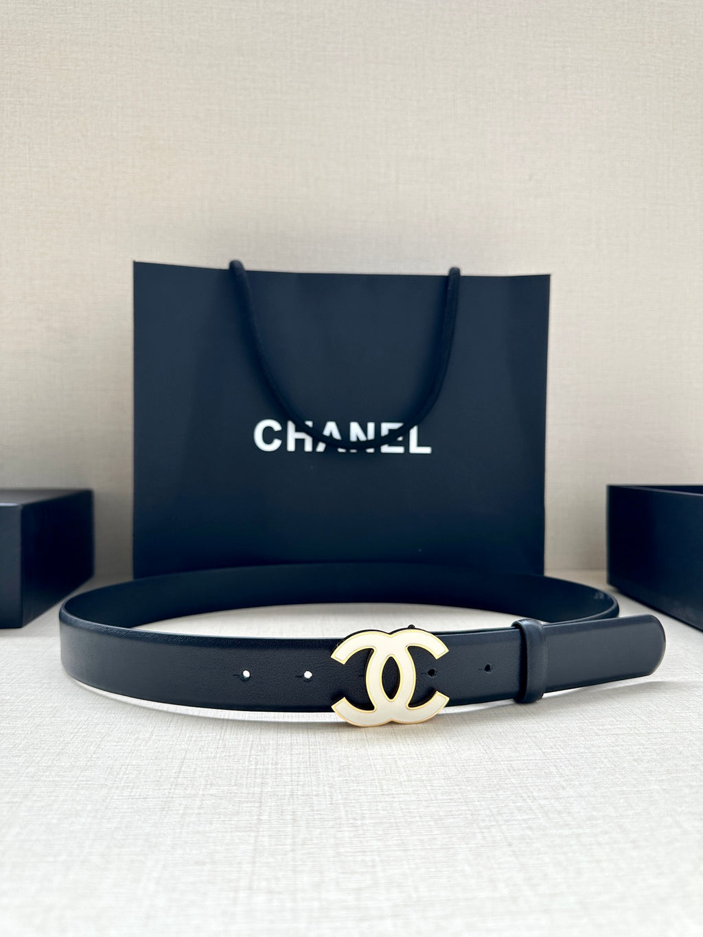 Fashionable women's leather classic belt 0724102302