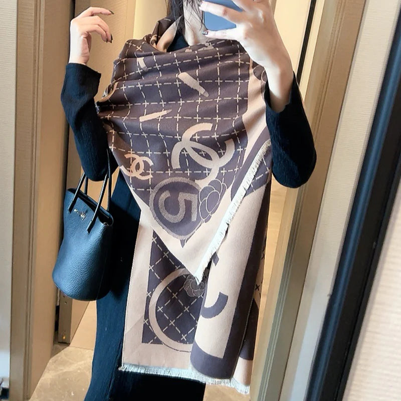 Fashion and versatile cashmere scarf 1024093004