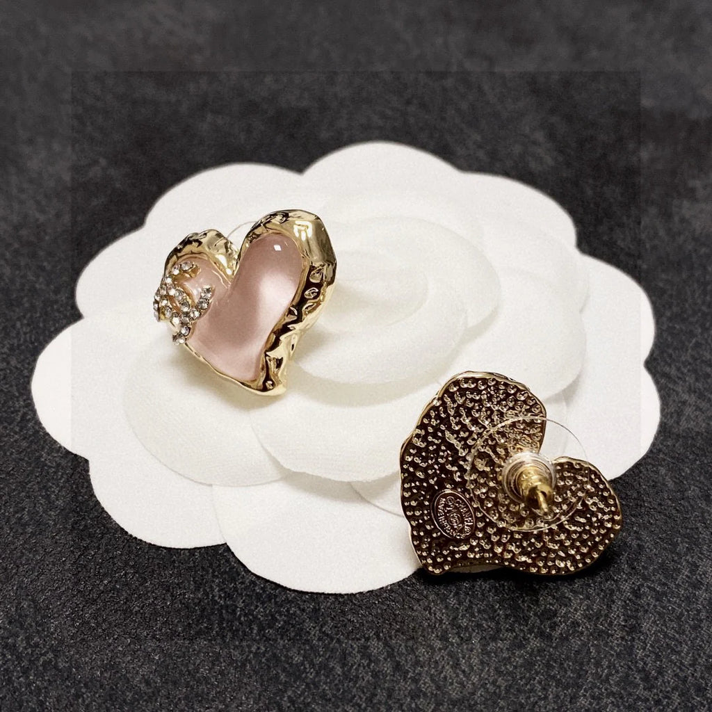 Versatile Fashion Classic Peach Heart Double C Earrings 1024071527