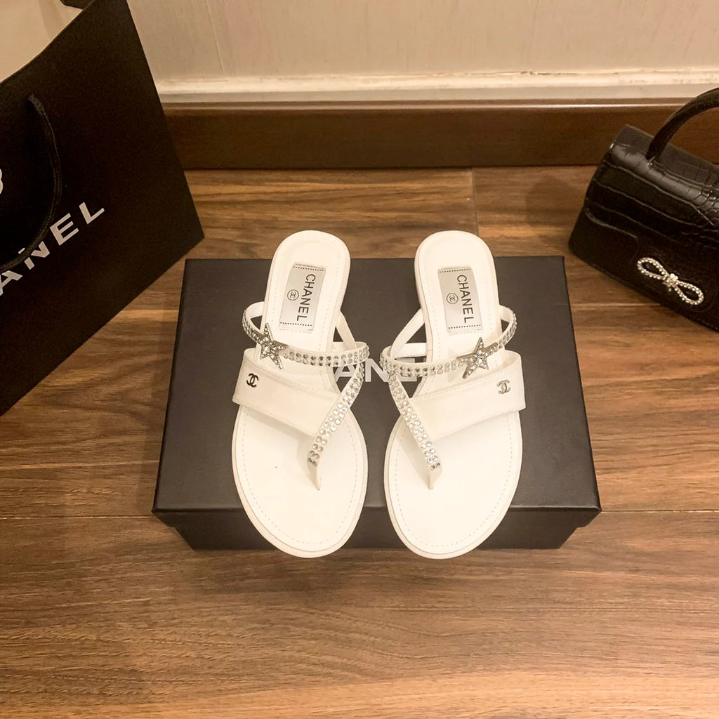 New fashion and versatile flip-flops 1025030405