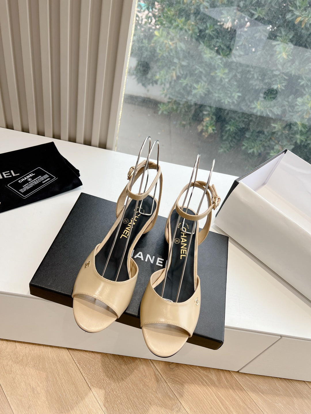 Chane1 top fashion classic low heel sandals 0724030824
