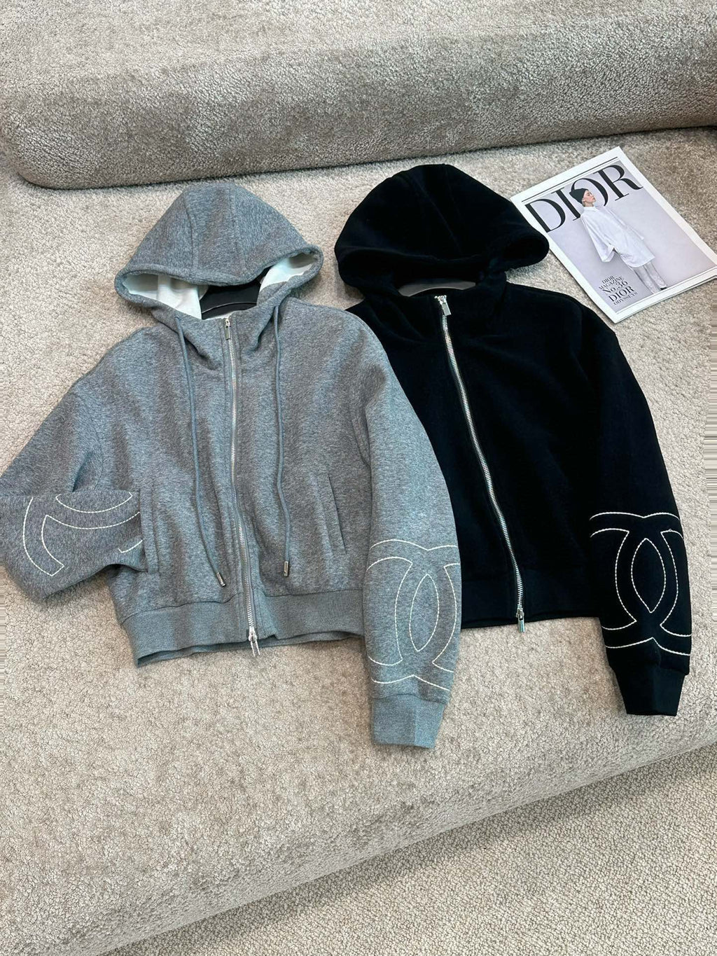 fashionable loose hooded casual suit 0724121111