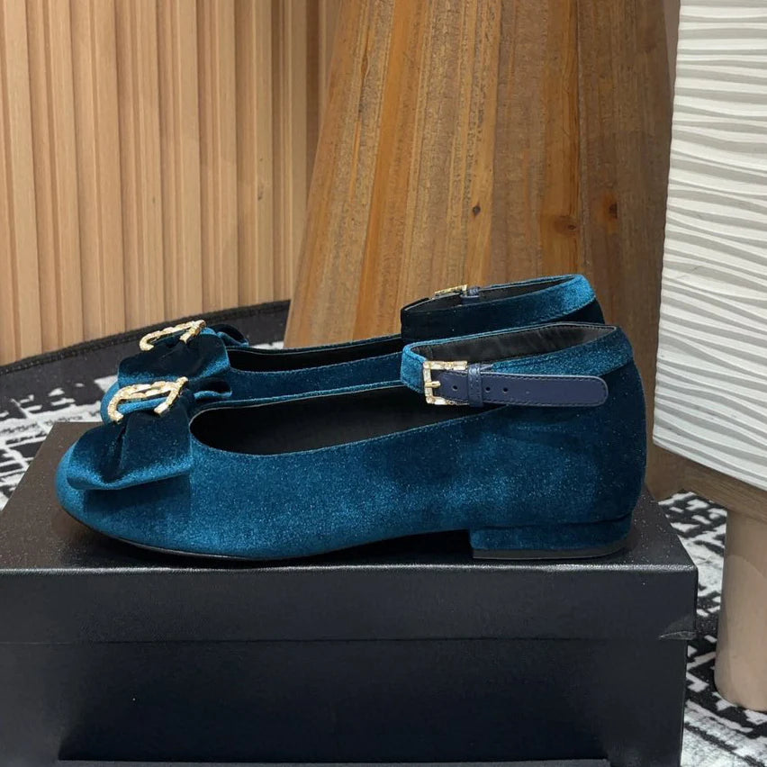 Butterfly Knot Double C Diamond VeLet Single Shoes 1024101510