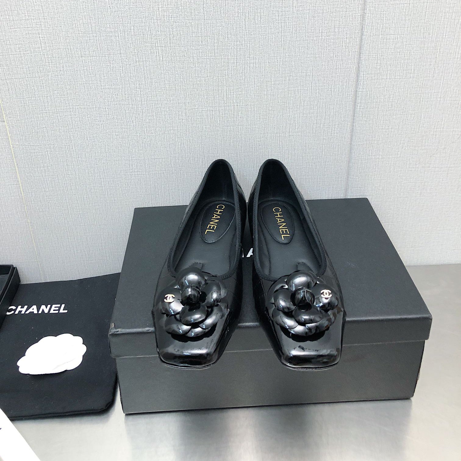 -flat slip-on sandals XC07062910