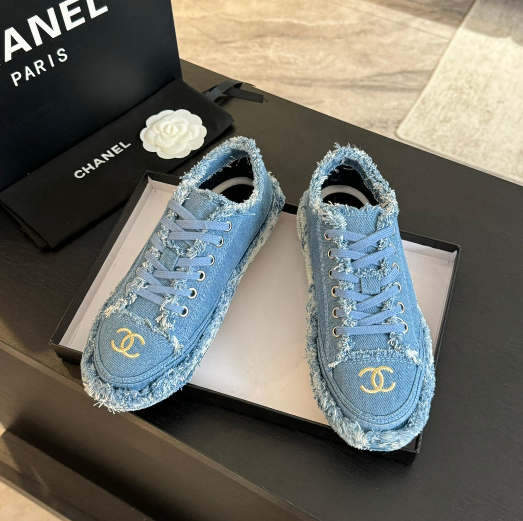 Luxury Fashion Embroidered Tassel Casual Shoes Canvas Shoes 0725020803