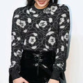 New round neck slim fit printed long sleeved knit sweater 1024010201