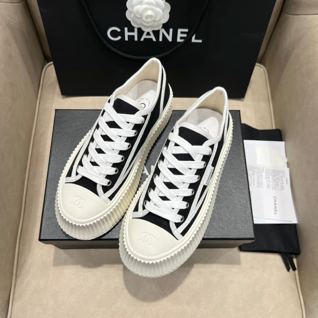 Vintage 2024 Autumn and Winter New Style Canvas Thick-soled Sneakers 1824071604
