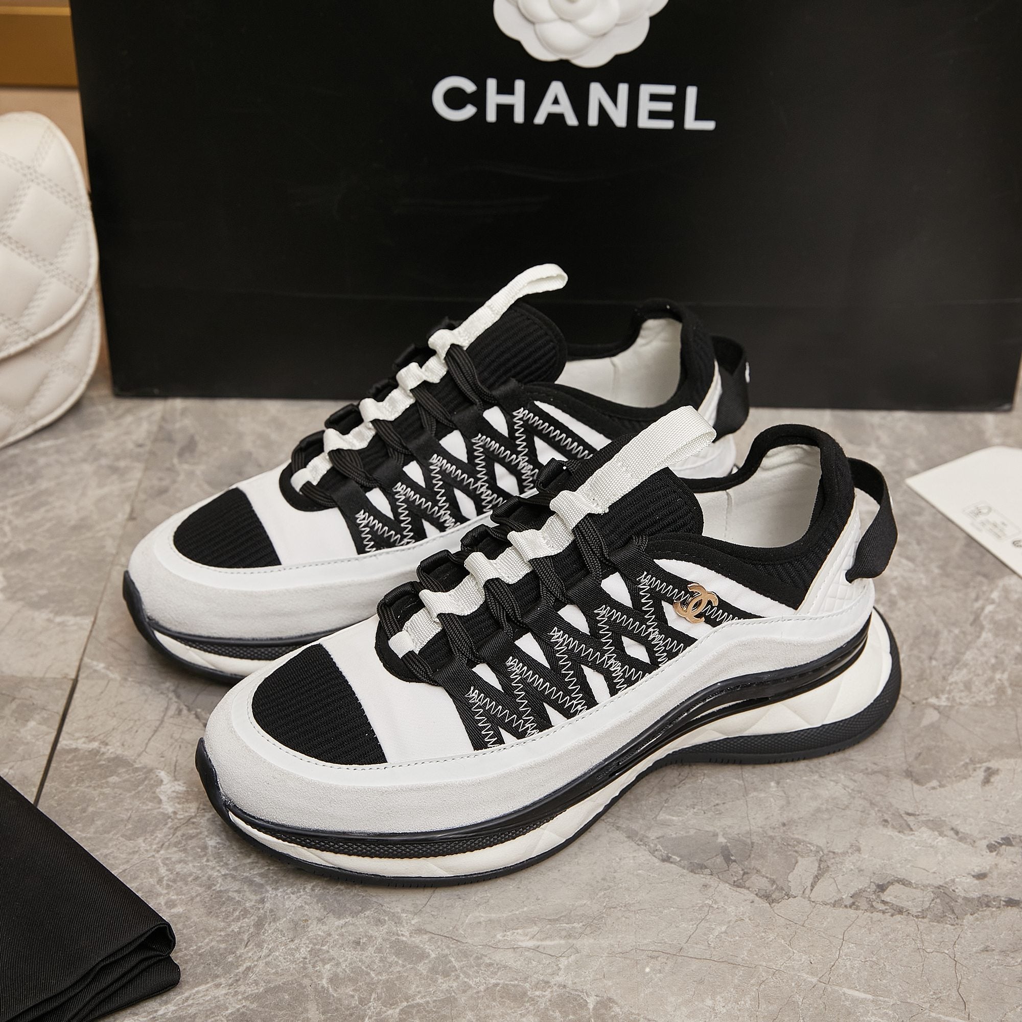 25ss new luxury fashion sports shoes 0725011401