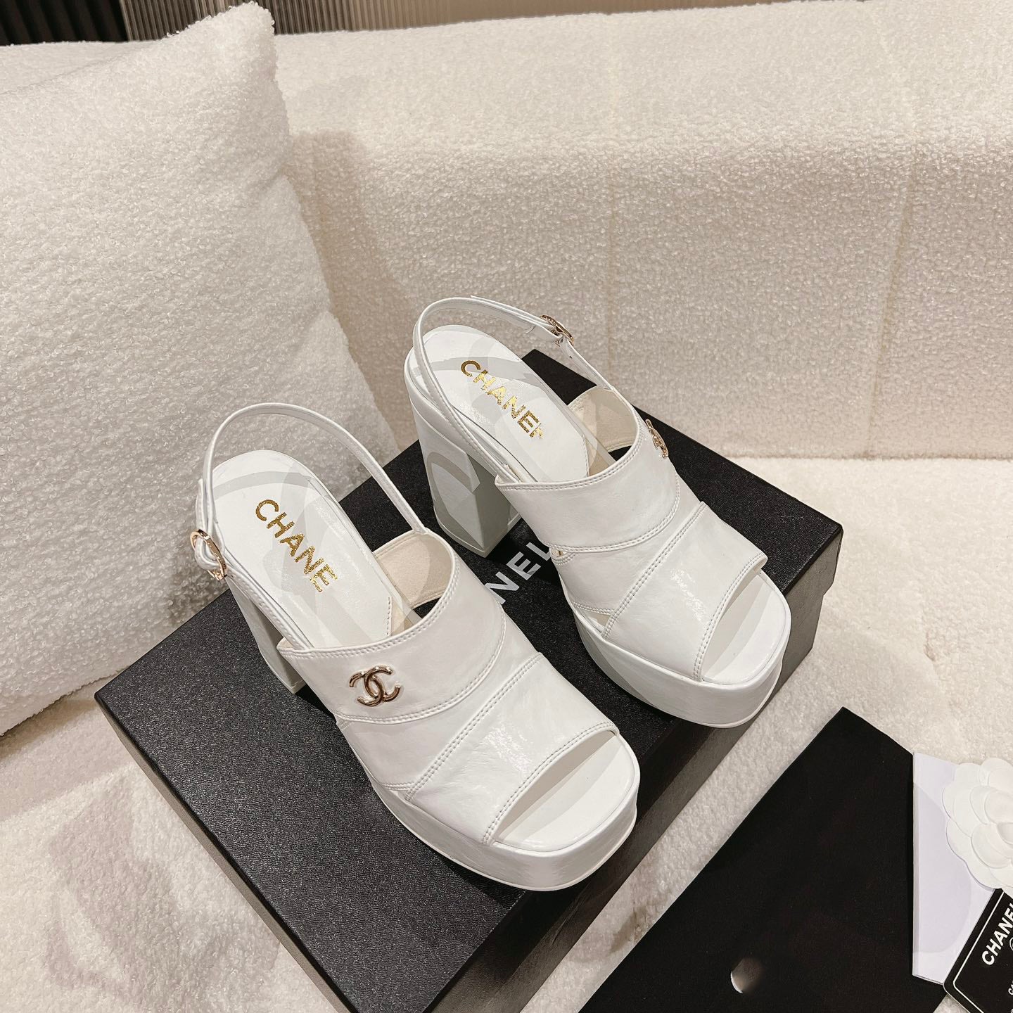 luxury platform sandals XC0723071704