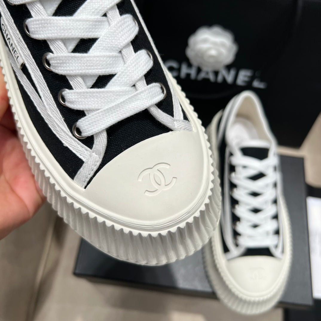 Vintage 2024 Autumn and Winter New Style Canvas Thick-soled Sneakers 1824071604