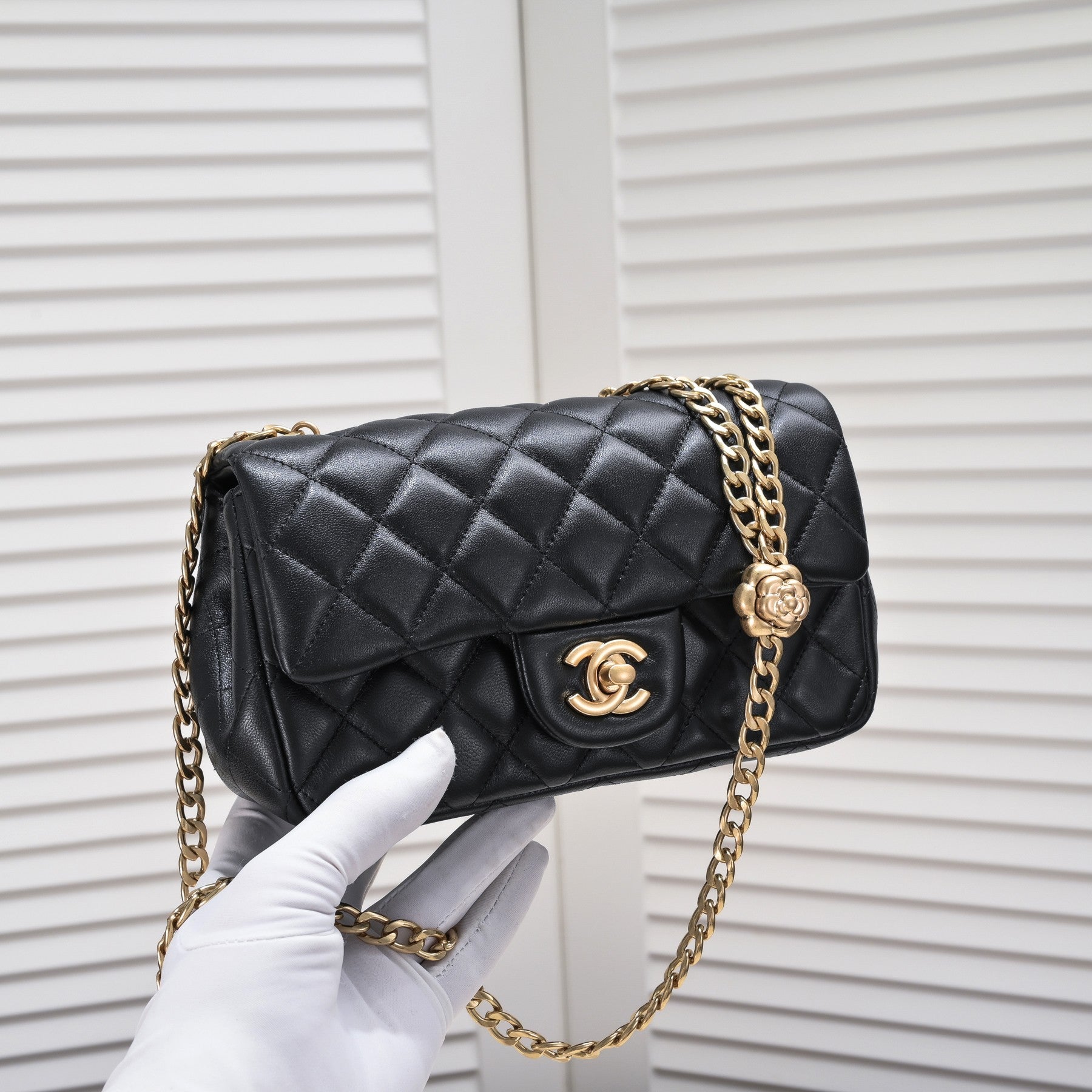 trendy camellia bag XC0823080403