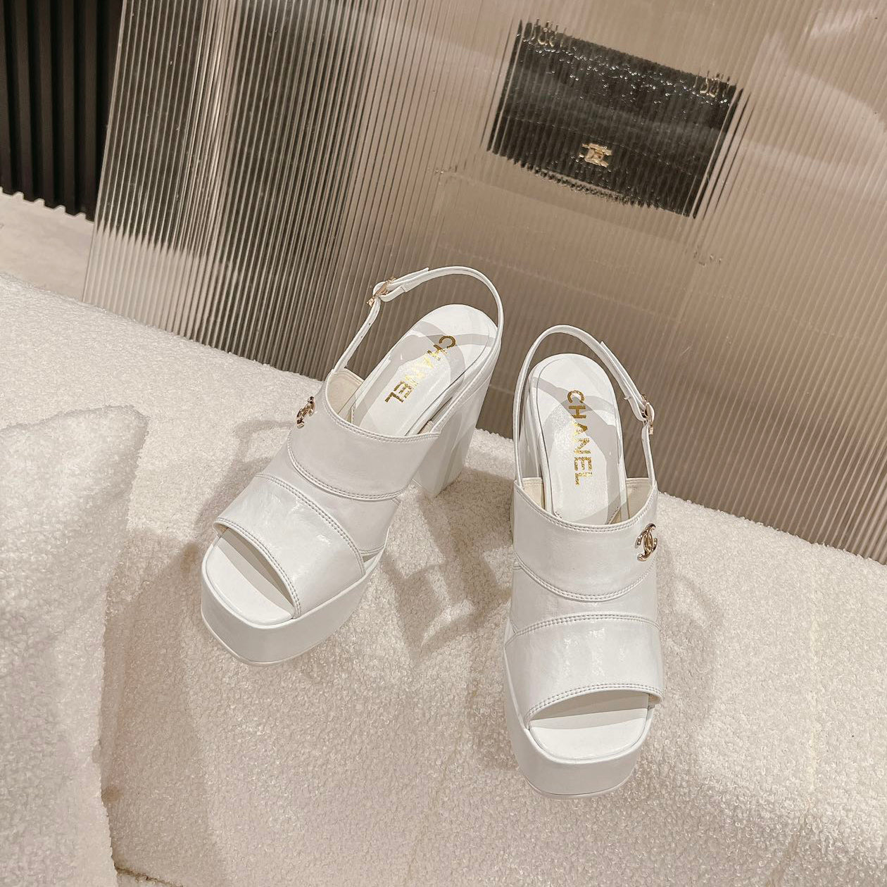 luxury platform sandals XC0723071704